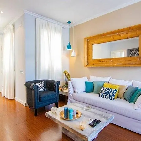 Gemini Apartment *